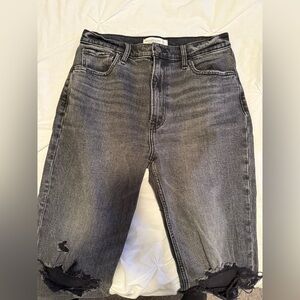Abercrombie & Fitch - Grey Distressed Jeans